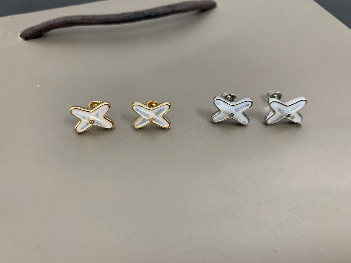 [Sophire Jewelry ]JEUX DE WHITE MOP SILVER DIAMOND EARRINGS