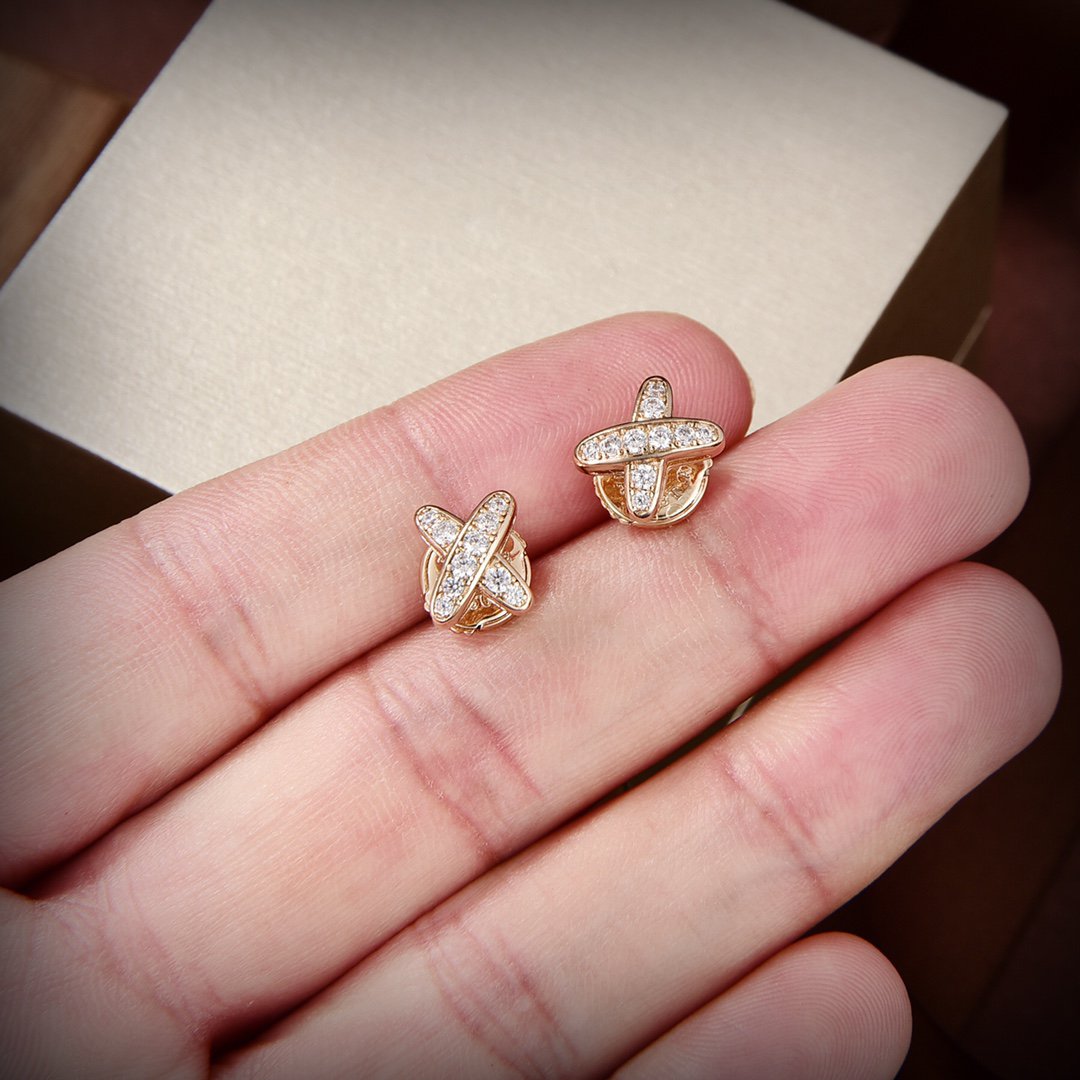[Sophire Jewelry ]JEUX DE GOLD DIAMOND EARRINGS