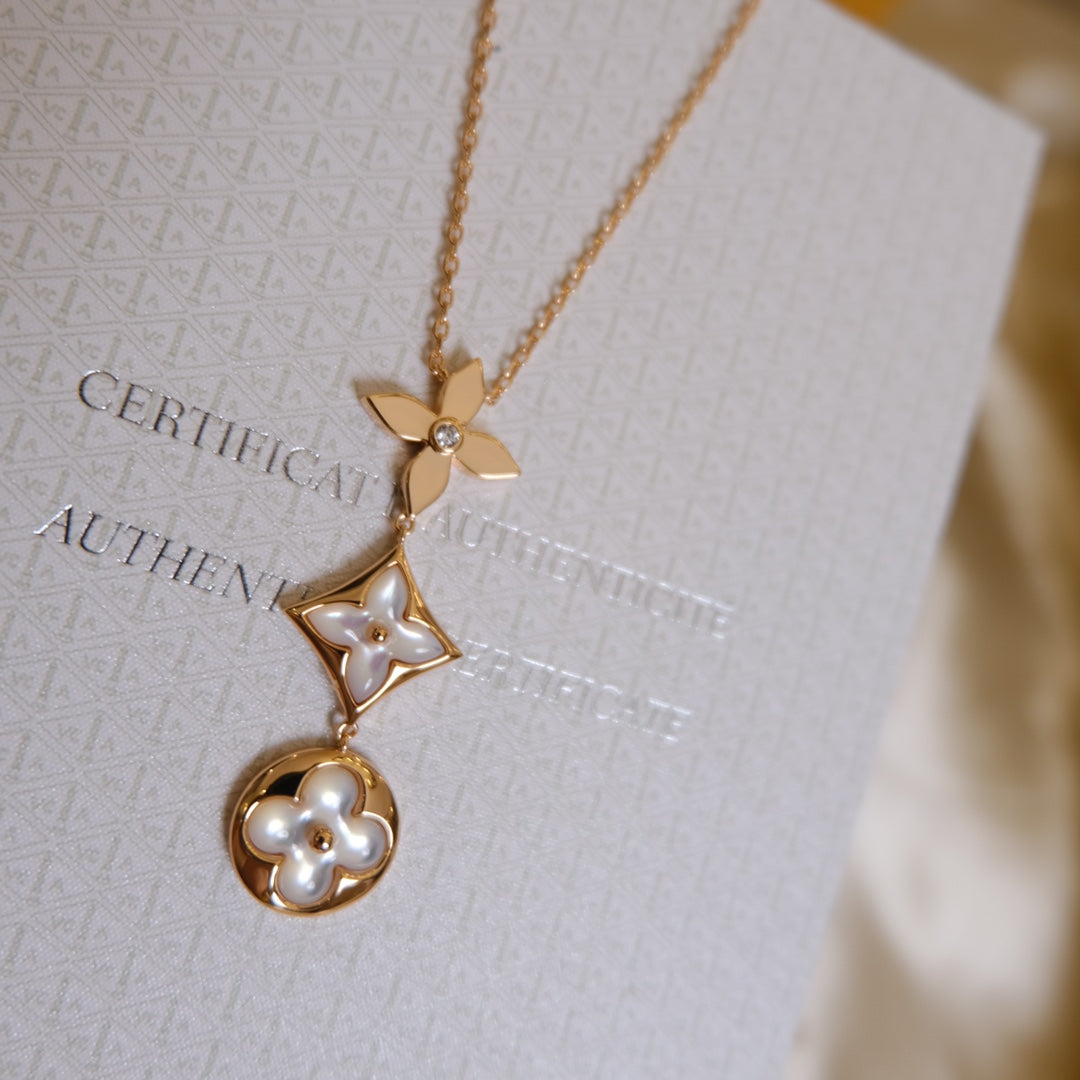 [Sophire Jewelry ]COLOR BLOSSOM LARIAT NECKLACE PINK GOLD WHITE MOTHER PEARL AND DIAMOND