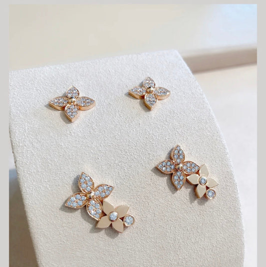 [Sophire]STAR BLOSSOM STUD EARRINGS ROSE GOLD DIAMONDS