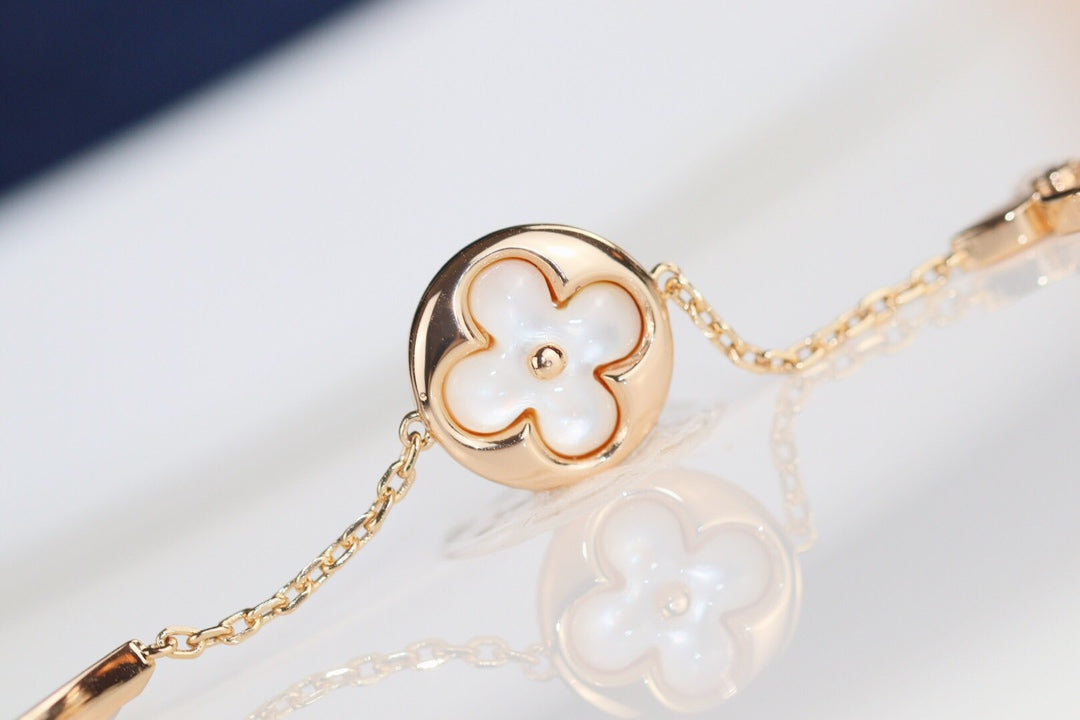 [Sophire Jewelry ]LEAF CLOVER BRACELET
