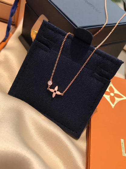 [Sophire Jewelry ]BLOSSOM PENDANT PINK GOLD AND DIAMOND