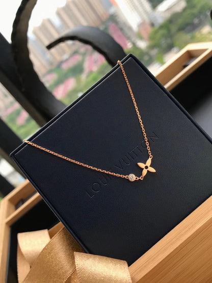 [Sophire Jewelry ]BLOSSOM PENDANT PINK GOLD AND DIAMOND