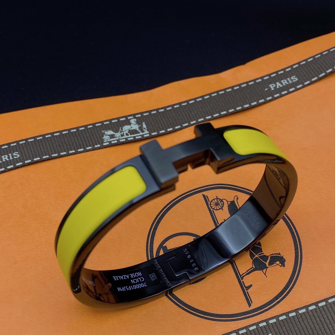 [Sophire Jewelry ]CLIC HM SO BLACK YELLOW BRACELET