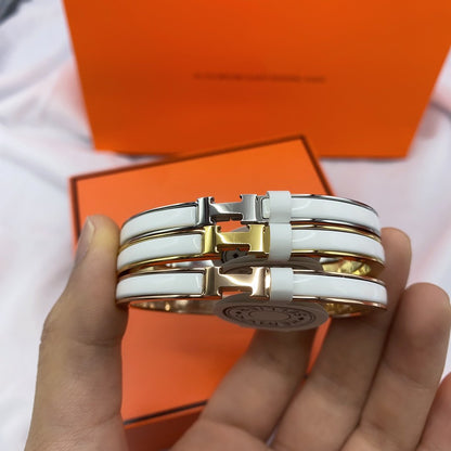 [Sophire Jewelry ]CLASSIC HM CLIC WHITE 8MM ENAMEL BRACELET
