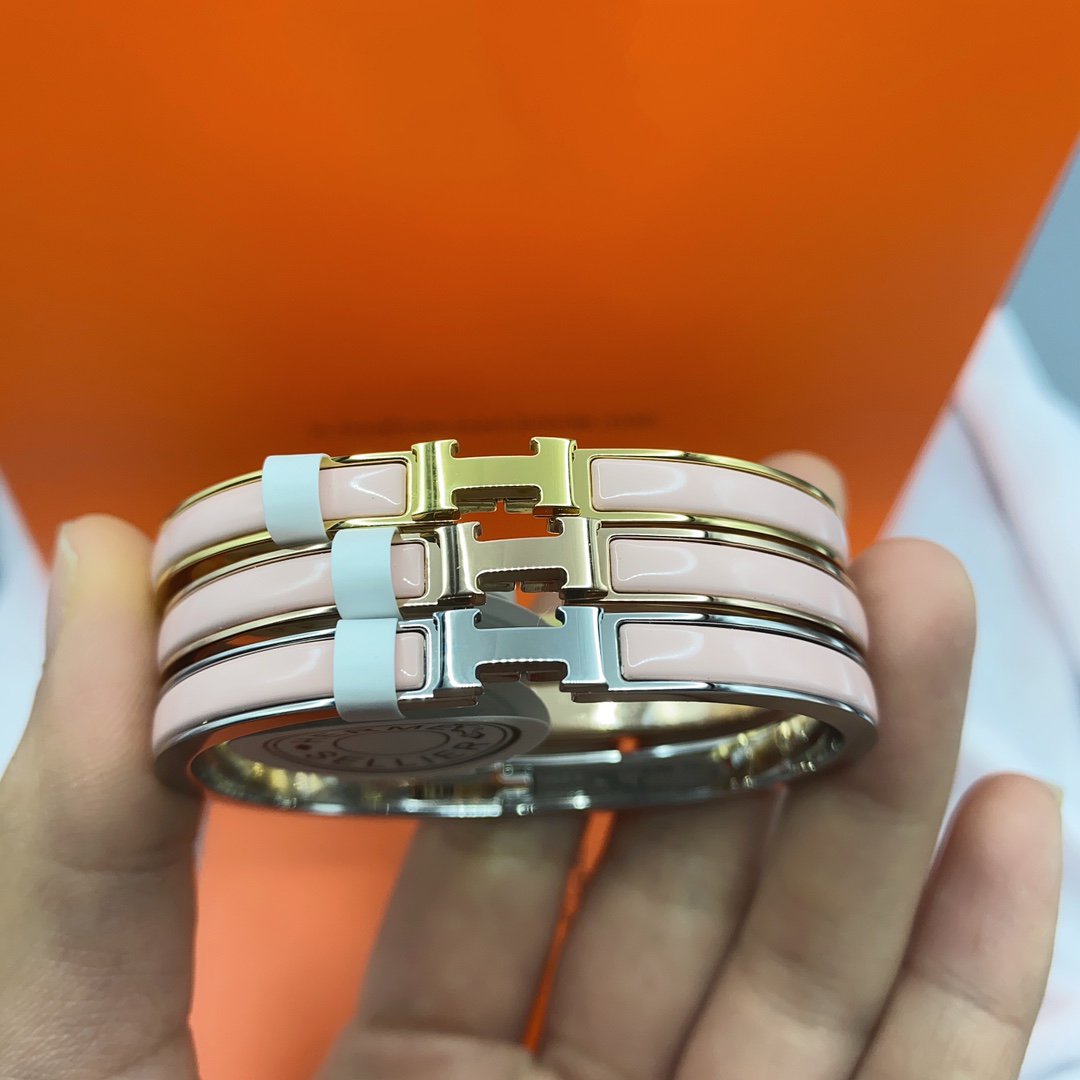 [Sophire Jewelry ]CLASSIC HM CLIC  PINK 8MM ENAMEL BRACELET