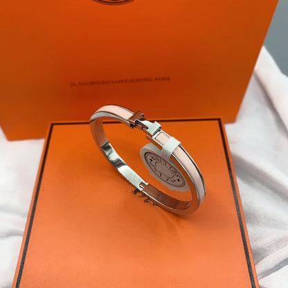 [Sophire Jewelry ]CLASSIC HM CLIC  PINK 8MM ENAMEL BRACELET