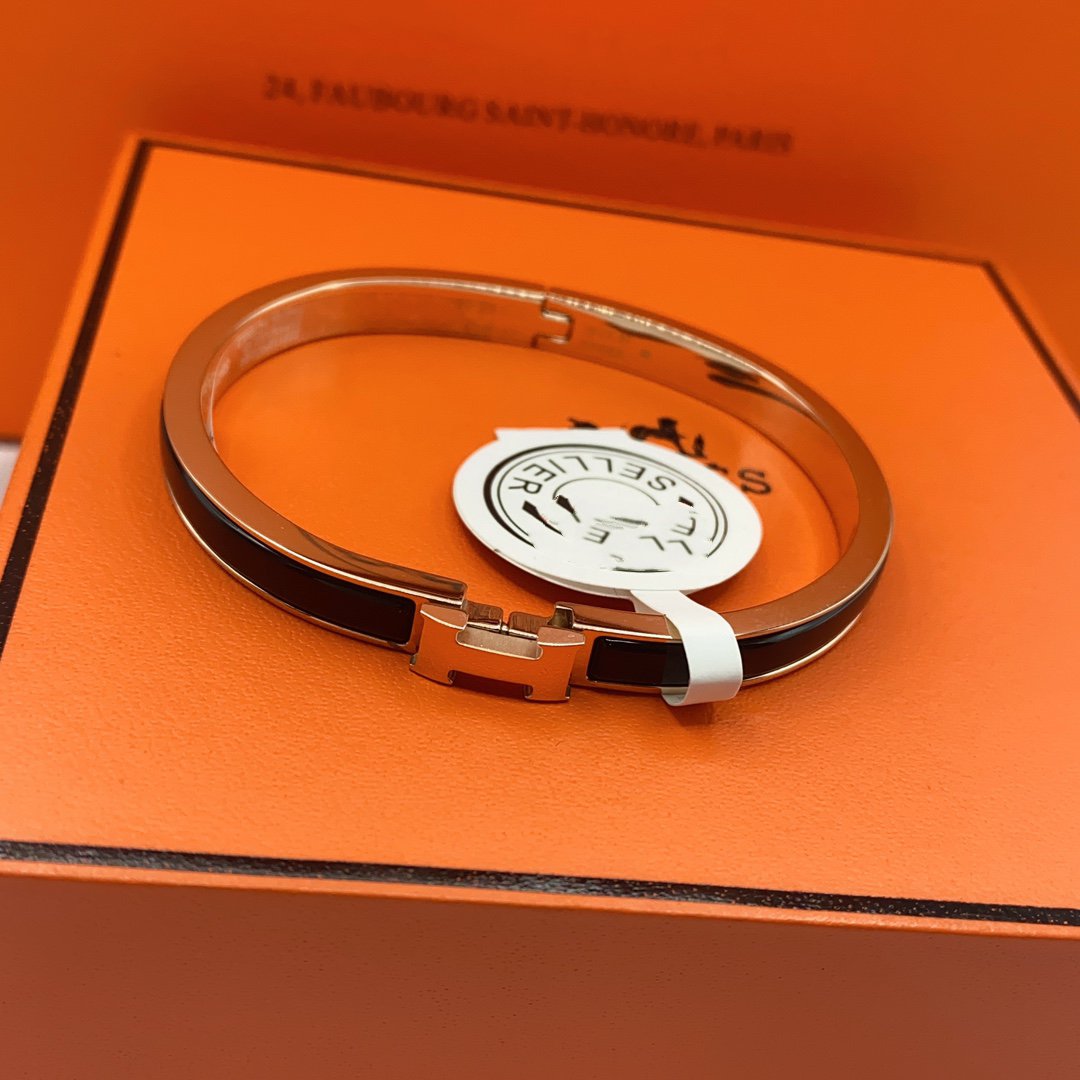 [Sophire Jewelry ]CLASSIC HM CLIC BLACK 8MM ENAMEL BRACELET