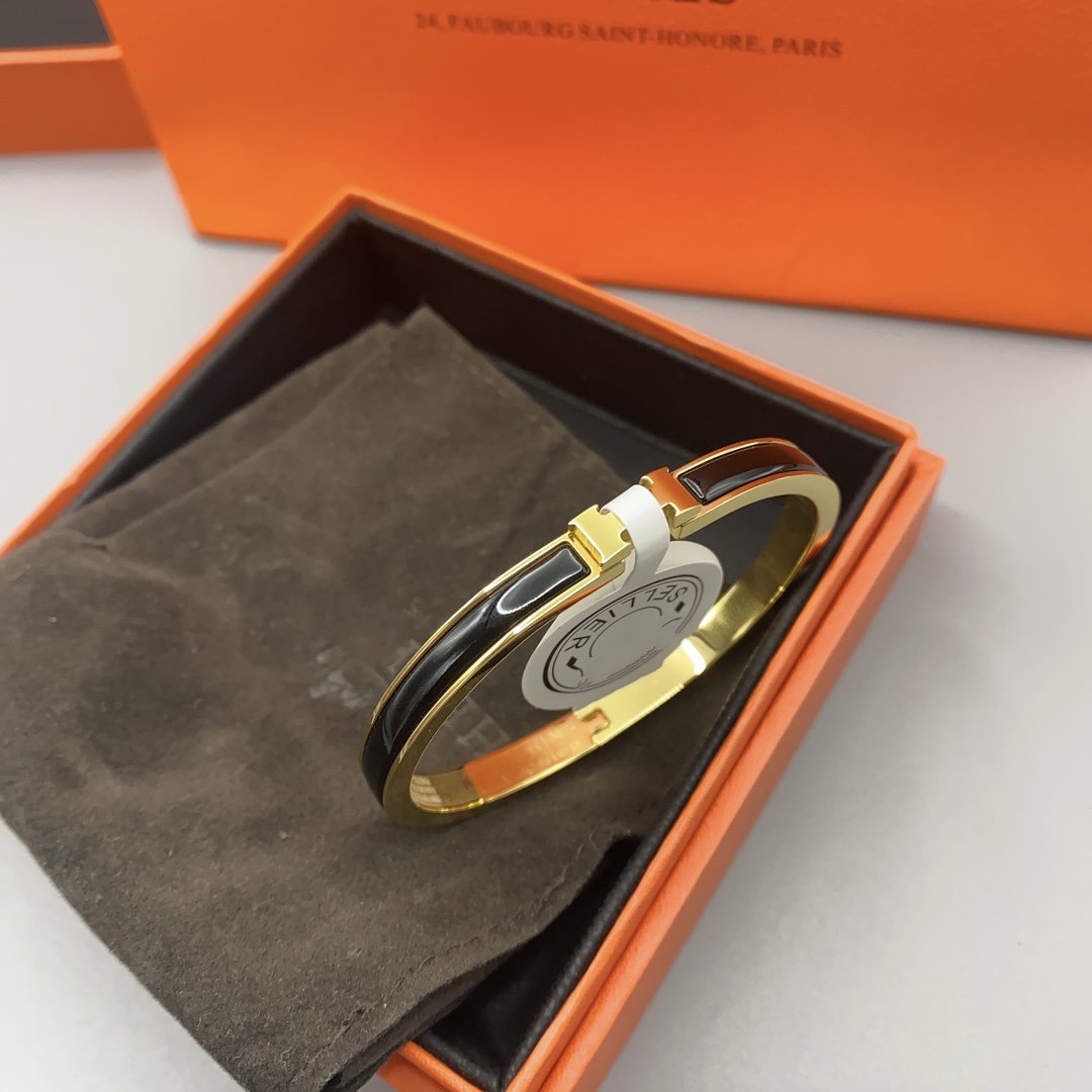 [Sophire Jewelry ]CLASSIC HM CLIC BLACK 8MM ENAMEL BRACELET