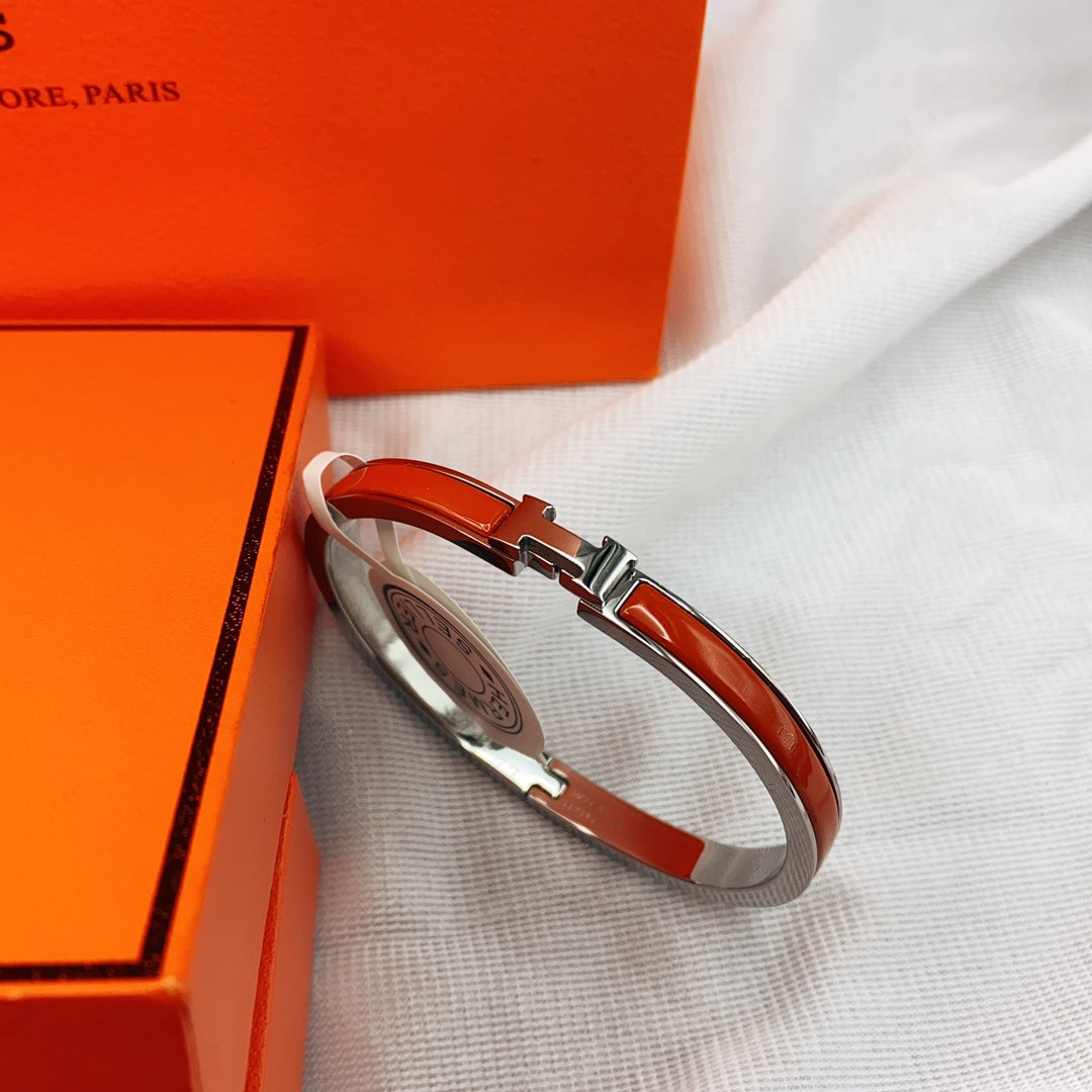 [Sophire Jewelry ]CLASSIC HM CLIC RED 8MM ENAMEL BRACELET