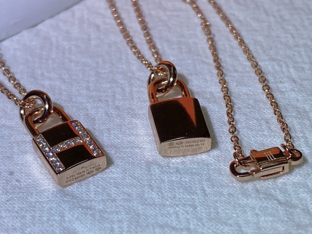 [Sophire Jewelry ]HM ADVANCED NICHE LOCK HEAD NECKLACE DIAMONDS