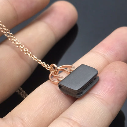 [Sophire Jewelry ]WOMEN'S HM AMULETTES CONSTANCE PENDANT NECKLACE