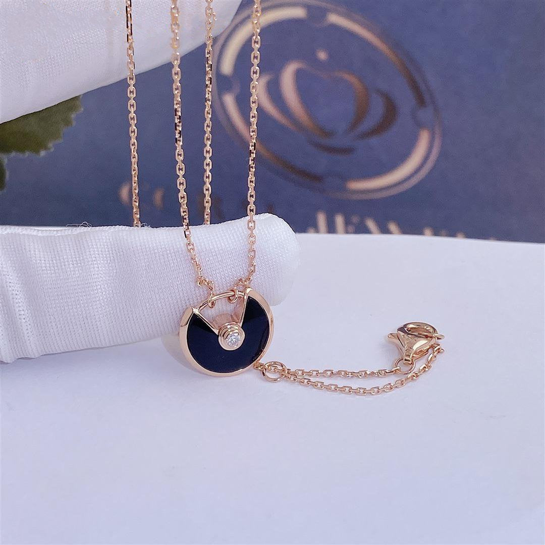 [Sophire Jewelry ]AMULETTE ROSE GOLD ONYX NECKLACE