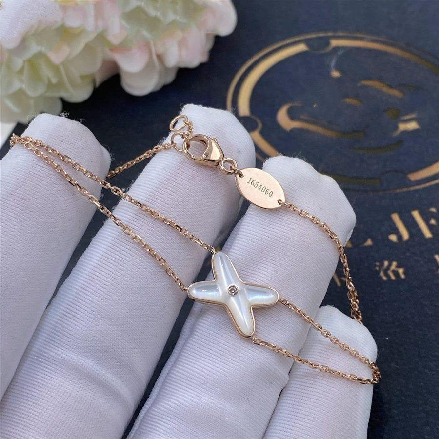 [Sophire Jewelry ]JEUX BRACELET WHITE MOP PINK GOLD 1 DIAMOND