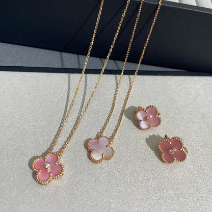 [Sophire Jewelry ]CLOVER 15MM DIAMOND PINK MOP NECKLACE
