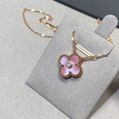 [Sophire Jewelry ]CLOVER 15MM DIAMOND PINK MOP NECKLACE