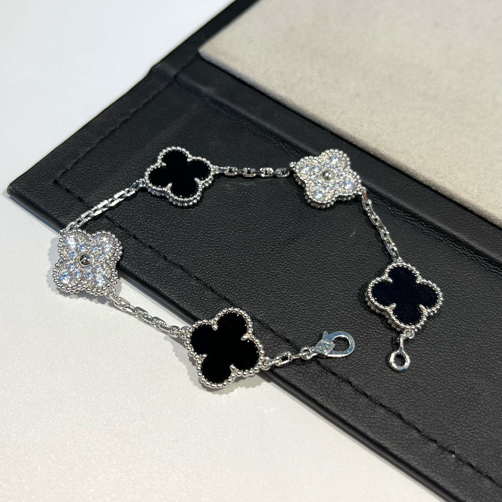 [Sophire Jewelry ] CLOVER 5 MOTIF ONYXS BRACELET COLLECTION