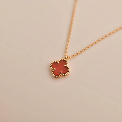 [Sophire Jewelry ]CLOVER MINI 9.5MM WHITE CARNELIANS NECKLACE
