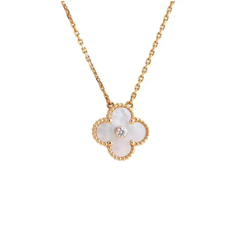 [Sophire Jewelry ]CLOVER 15MM DIAMOND WHITE FRITILLARIA NECKLACE