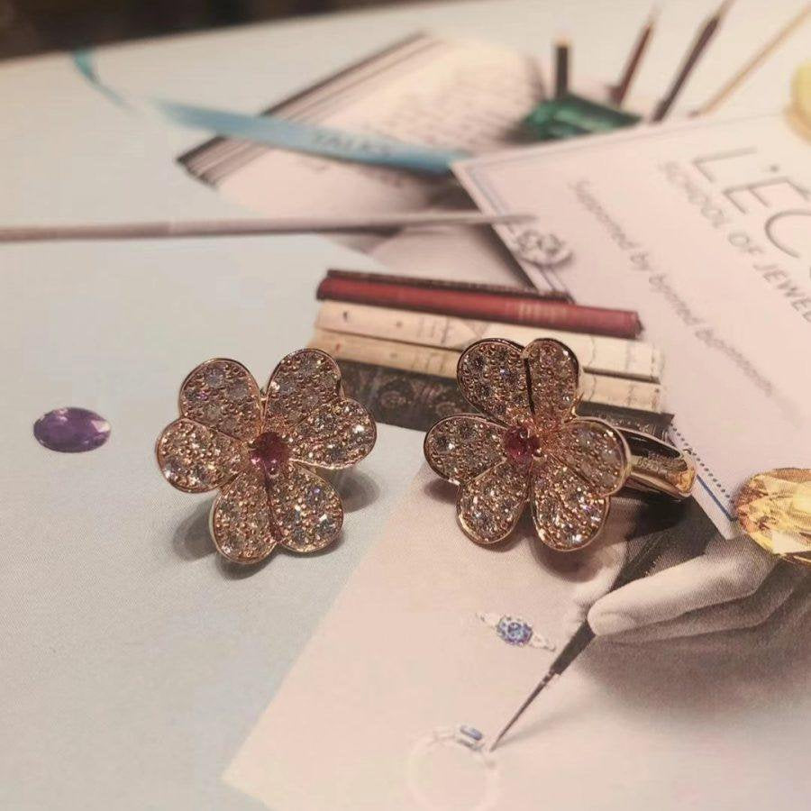 [Sophire Jewelry ]FRIVOLE PINK GOLD FLOWER DIAMOND EARRINGS