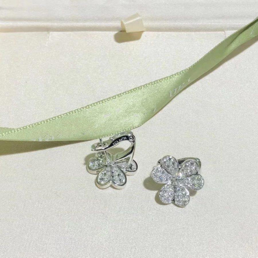 [Sophire Jewelry ]FRIVOLE SILVER FLOWER DIAMOND EARRINGS