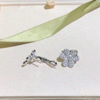 [Sophire Jewelry ]FRIVOLE SILVER FLOWER DIAMOND EARRINGS