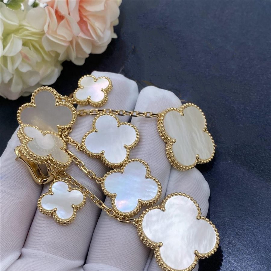 [Sophire Jewelry ]CLOVER EARRINGS WHITE MOP 4 MOTIFS GOLD