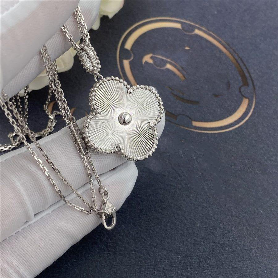 [Sophire Jewelry ]CLOVER 25MM SILVER BIG CLOVER NECKLACE