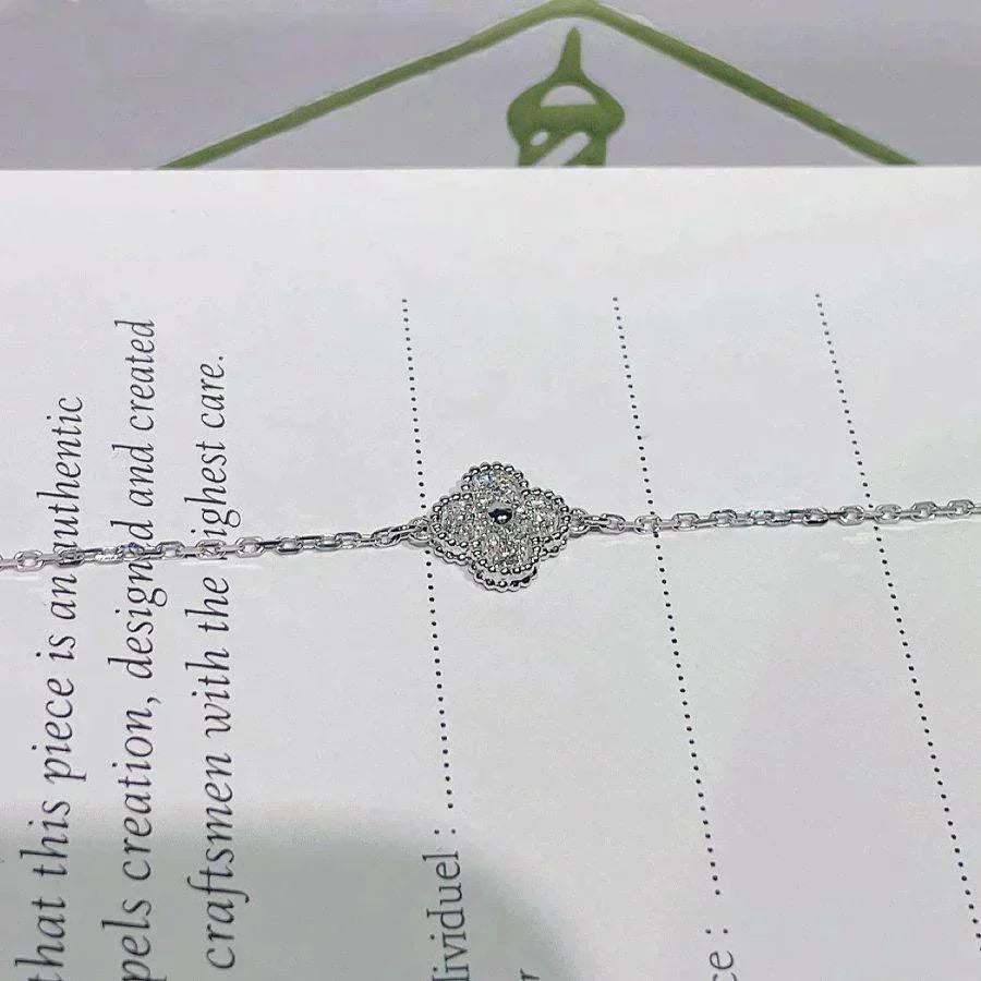 [Sophire Jewelry ]CLOVER  SINGLE FLOWER BRACELET SILVER