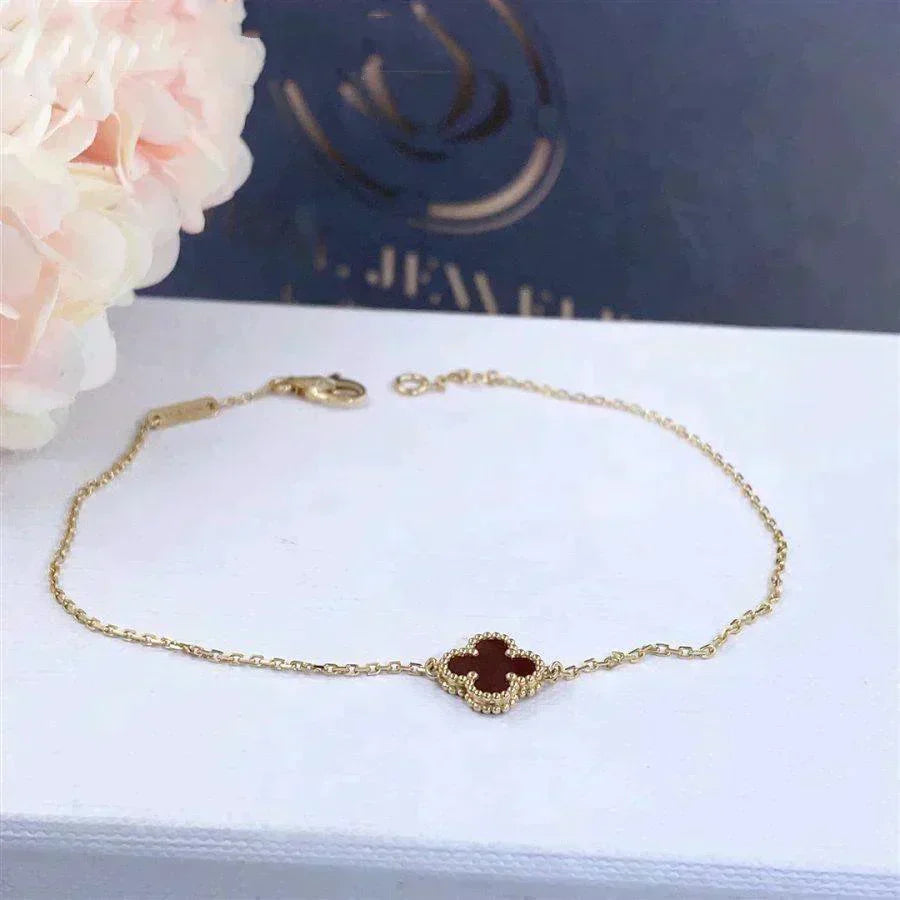 [Sophire Jewelry ]CLOVER  CARNELIAN SINGLE FLOWER BRACELET