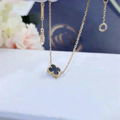 [Sophire Jewelry ]CLOVER ONYX SINGLE FLOWER BRACELET