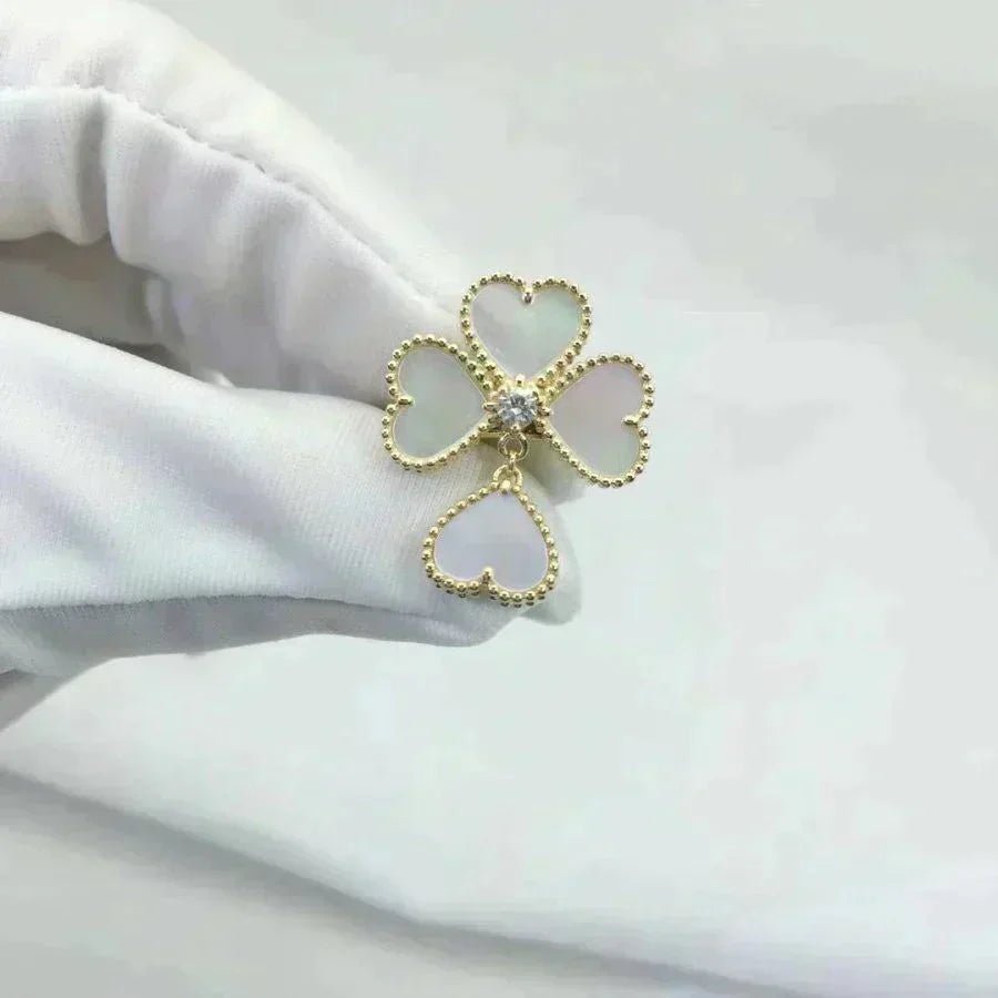 [Sophire Jewelry ]SWEET CLOVER WHITE MOP RING