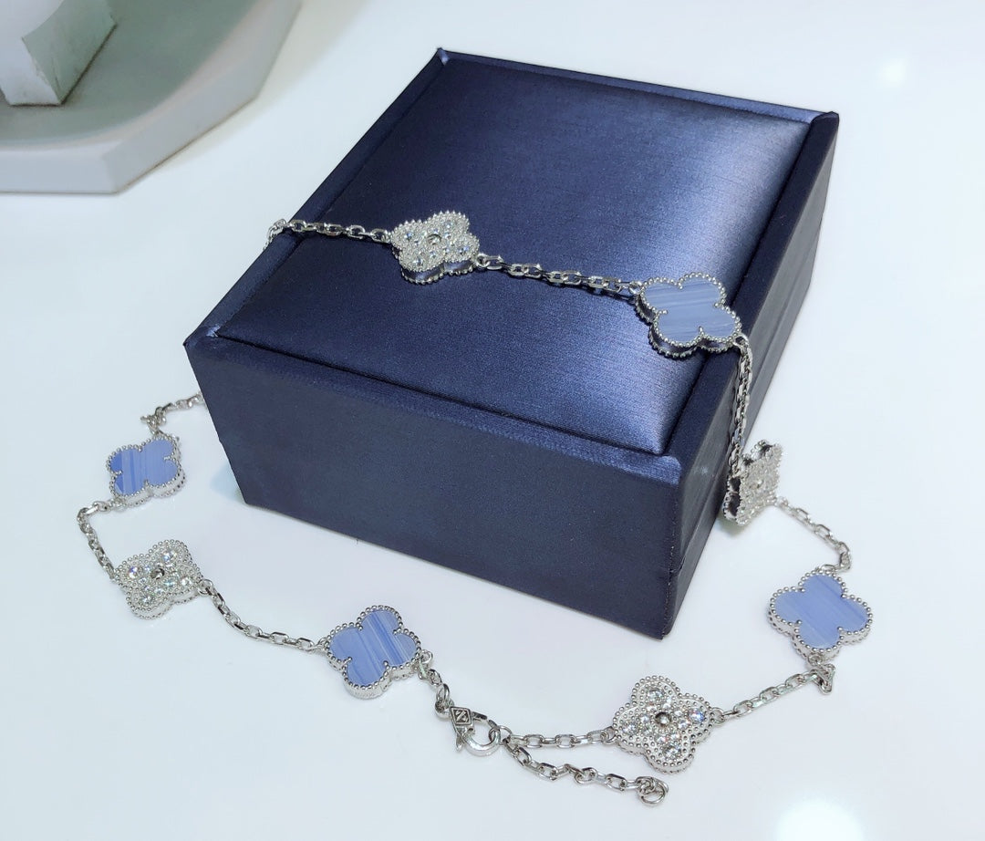[Sophire Jewelry ]CLOVER 10 MOTIFS CHALCEDONY DIAMONDS SILVER NECKLACE