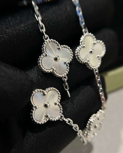 [Sophire Jewelry ] CLOVER 5 MOTIF LASER BRACELET COLLECTION