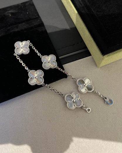 [Sophire Jewelry ] CLOVER 5 MOTIF LASER BRACELET COLLECTION